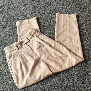 Women’s H&M Tan Pleated Pants